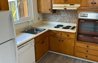 256 - 224 Callan Ave