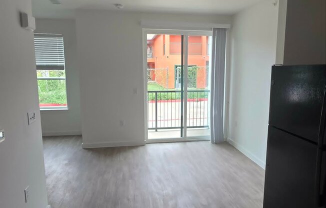 1606 EL PASO ST