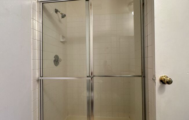 2 beds, 2 baths, $1,250