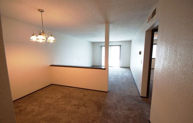 1 bed, 1 bath, 780 sqft, $1,267, Unit 313
