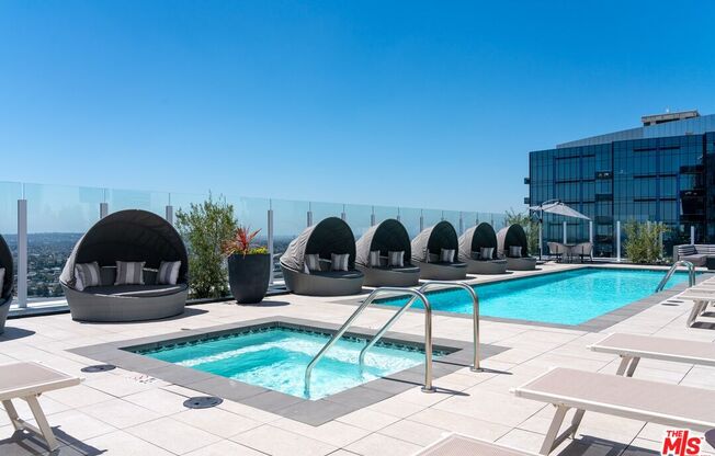 3 beds, 3 baths, 2,676 sqft, $14,300, Unit PH 1