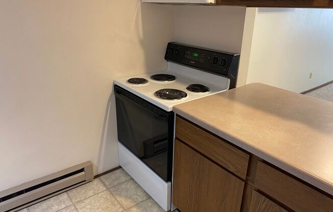 1 bed, 1 bath, 600 sqft, $795, Unit Apt G2