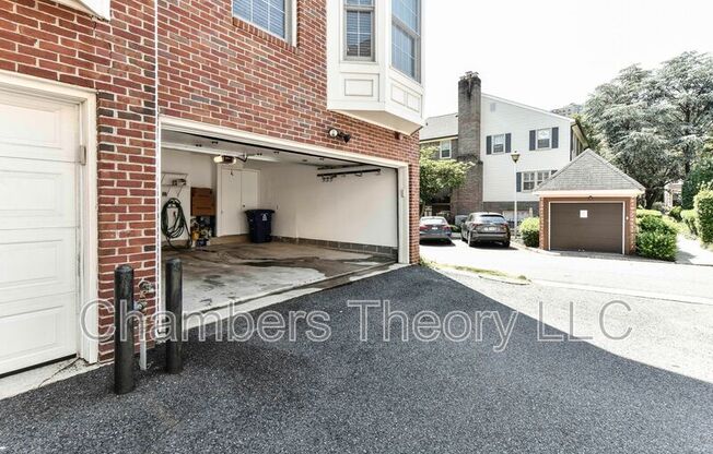 1114 A N STAFFORD ST
