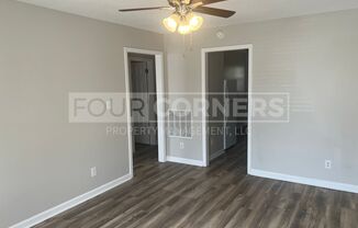 2 beds, 1 bath, 750 sqft, $995, Unit H