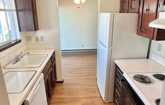 1 bed, 1 bath, 672 sqft, $1,095, Unit Unit 220