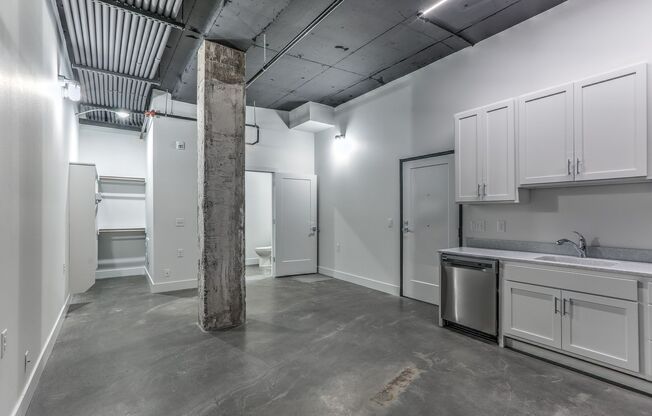 Studio, 1 bath, 450 sqft, $900, Unit D101-ADA