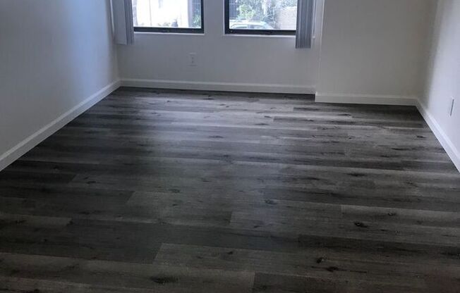 6615 Schmidt Lane