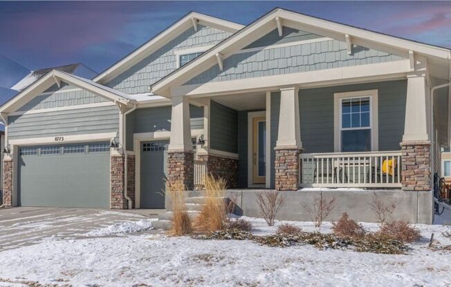 Gorgeous & Large 3 Bedroom 2 Bath Home with 3 Car Garage