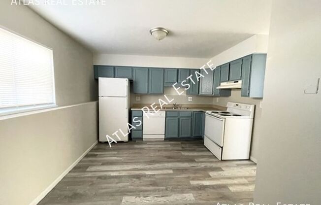 2 beds, 1 bath, $1,325