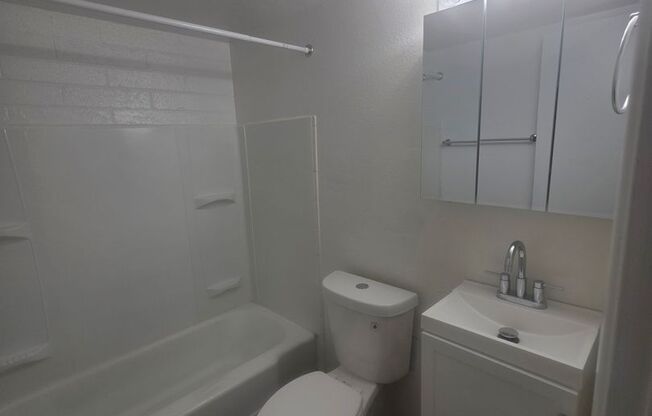 1033 S. Mariana St.