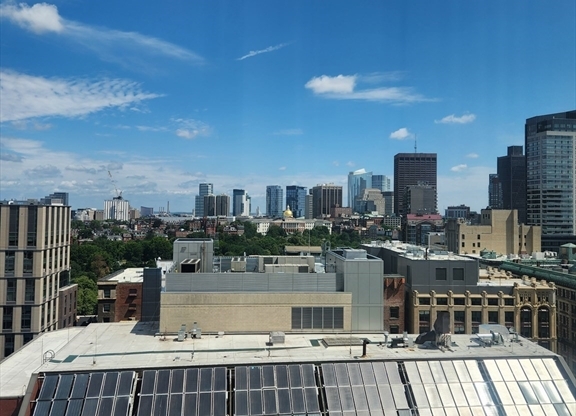 Studio, 1 bath, 437 sqft, $3,300, Unit 19D