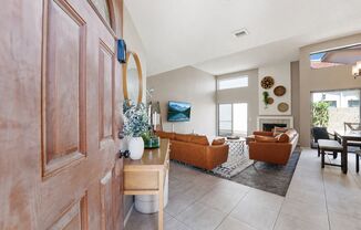 Move-in-ready home available furnished or unfurnished to suit your lifestyle!!