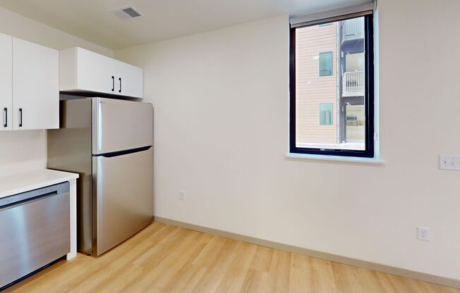 1 bed, 1 bath, 529 sqft, $1,460, Unit 6410-106