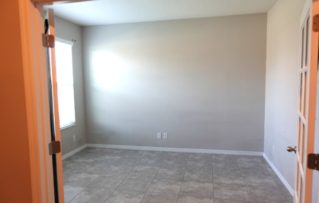 954 Hilltop Park Ct