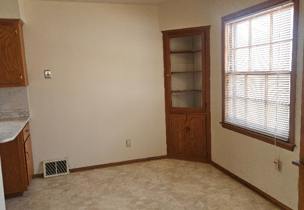 12106 W BLUEMOUND RD