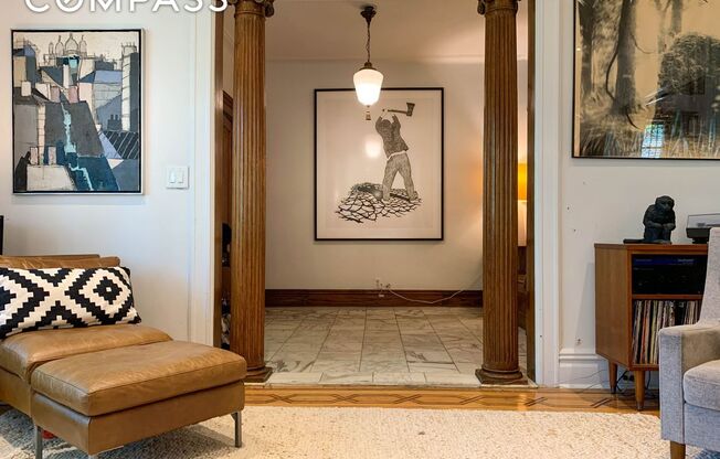 1412 DITMAS AVE