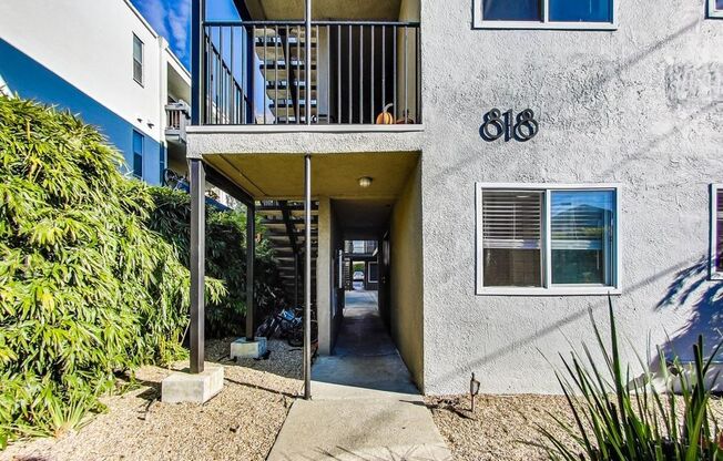 800 E 20 ST