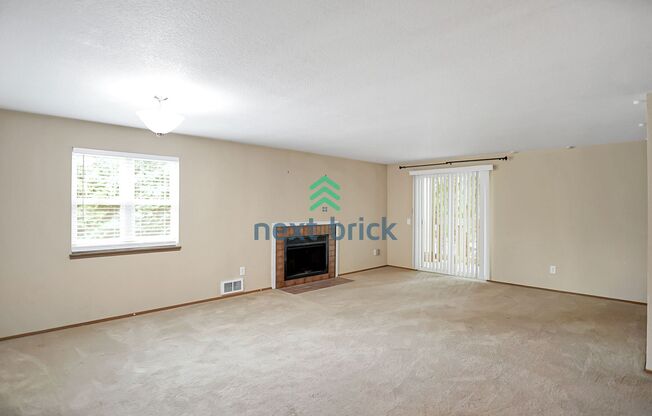 2 Bed 2 Bath Condo for Rent in Kirkland!