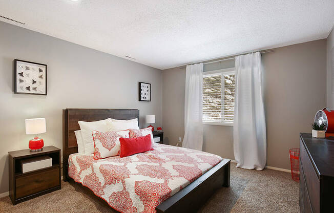 the preserve at ballantyne commons bedroom with bed and window