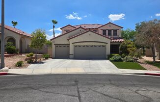 3 beds, 3 baths, $2,395