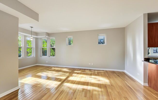 Gorgeous 2 Bed, Plus Sunroom/Office, 1 Bath with Hardwood Floors