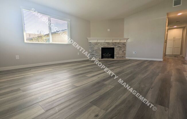 965 BEVERLY AVE