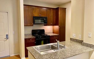 1 bed, 1 bath, $2,400