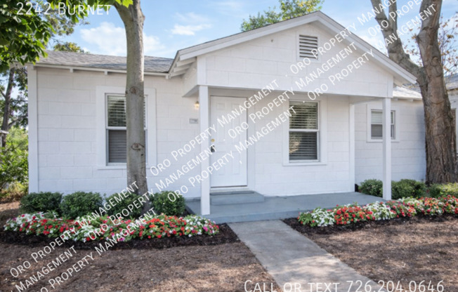 2242 BURNET