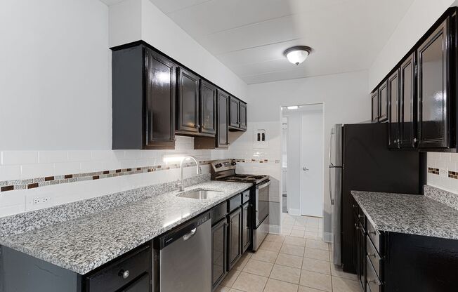 1 bed, 1 bath, 653 sqft, $1,735, Unit 4A
