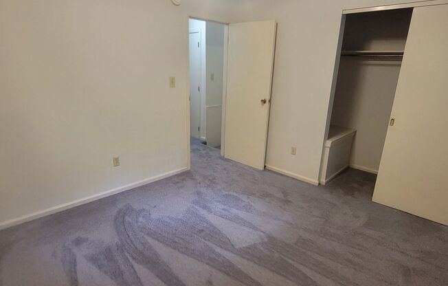 2 beds, 1 bath, $1,150, Unit 1