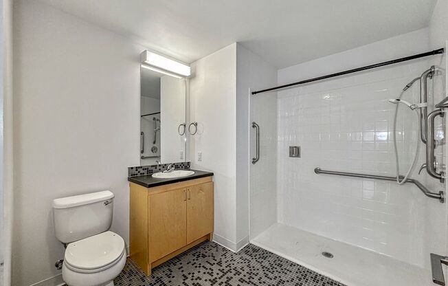 2 beds, 2 baths, 1,000 sqft, $1,200, Unit 601