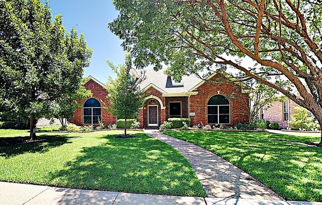 7804 AQUA VIS DR
