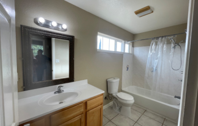 3 beds, 2 baths, $3,600