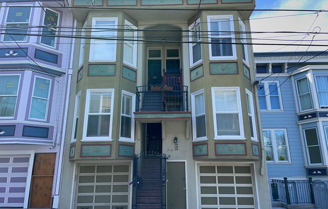 1 Bed + Office/Living, 1 Bath - Noe Bernal Condo - 1 Tandem Parking Included