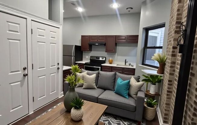 1141 S. Western Ave
