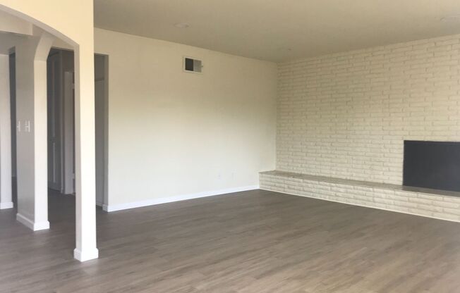 Bellaire Duplex (DD)