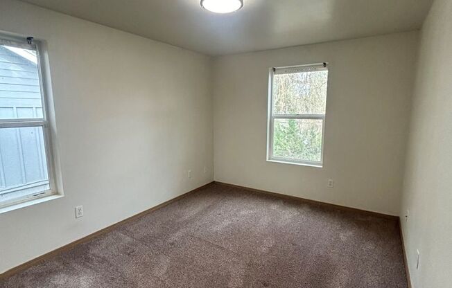 2 beds, 1 bath, $1,495