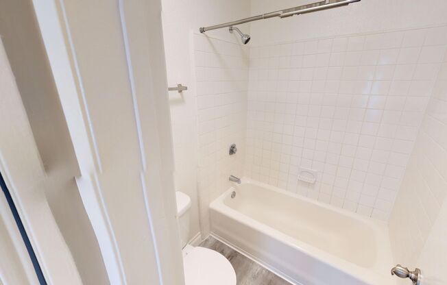 1 bed, 1 bath, 561 sqft, $1,745, Unit 106