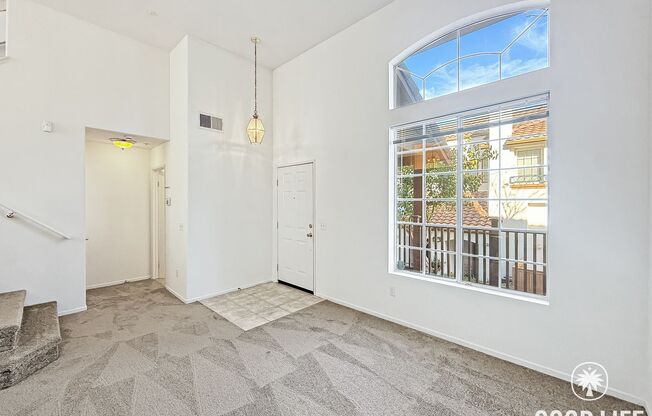 Modern 2BR/2BA Condo with Private Balcony in San Diego!