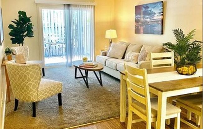 1 bed, 1 bath, $920, Unit #100