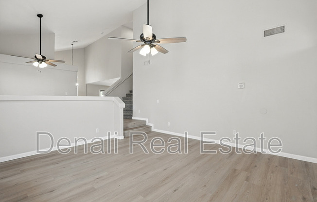 6412 N 78 LN