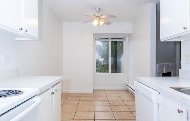 1 bed, 1 bath, $1,495, Unit 4