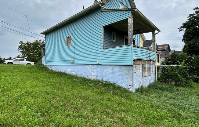 951 HIGH ST