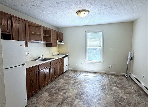 10 EXCHANGE CT