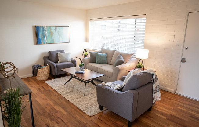 Bright and welcoming living room
