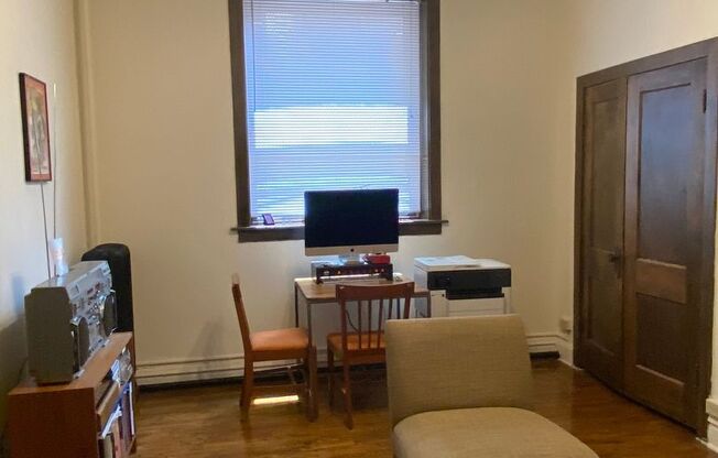 1 bed, 1 bath, 525 sqft, $1,645, Unit 225-G3