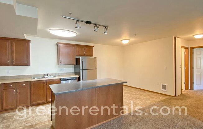 2 beds, 2 baths, 1,050 sqft, $1,750, Unit 1421-201