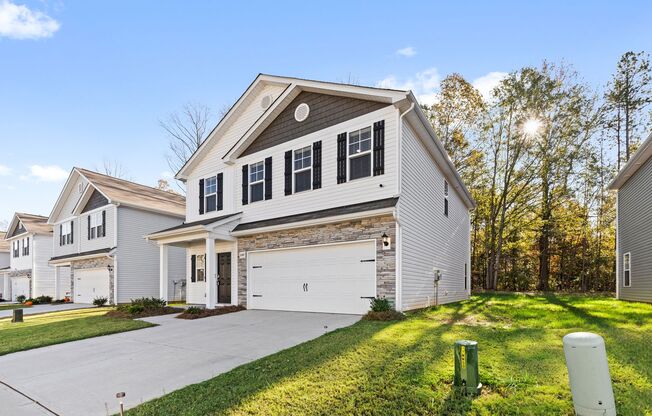 Exceptional McGee Place Home – 4 Bedrooms, Gourmet Kitchen, and Prime Charlotte Living!