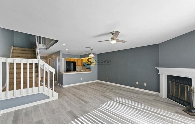 3760 MOORINGS LN