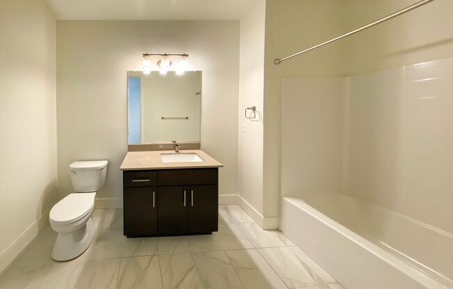 2 beds, 1 bath, 660 sqft, $2,087, Unit 314